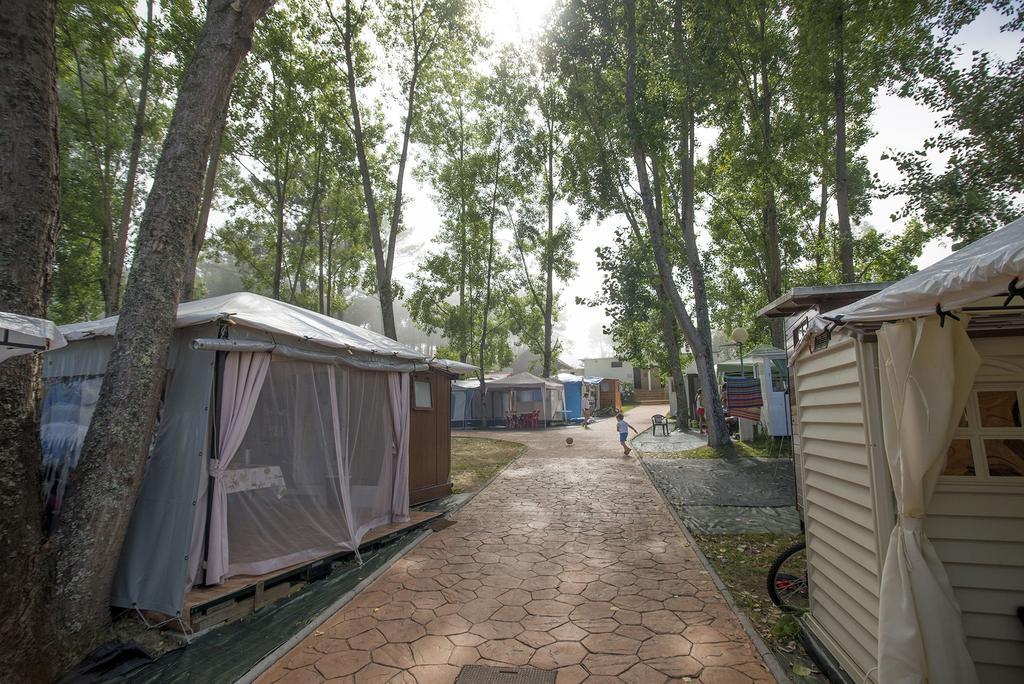 Готель Camping Cachadelos Саншеншо Екстер'єр фото