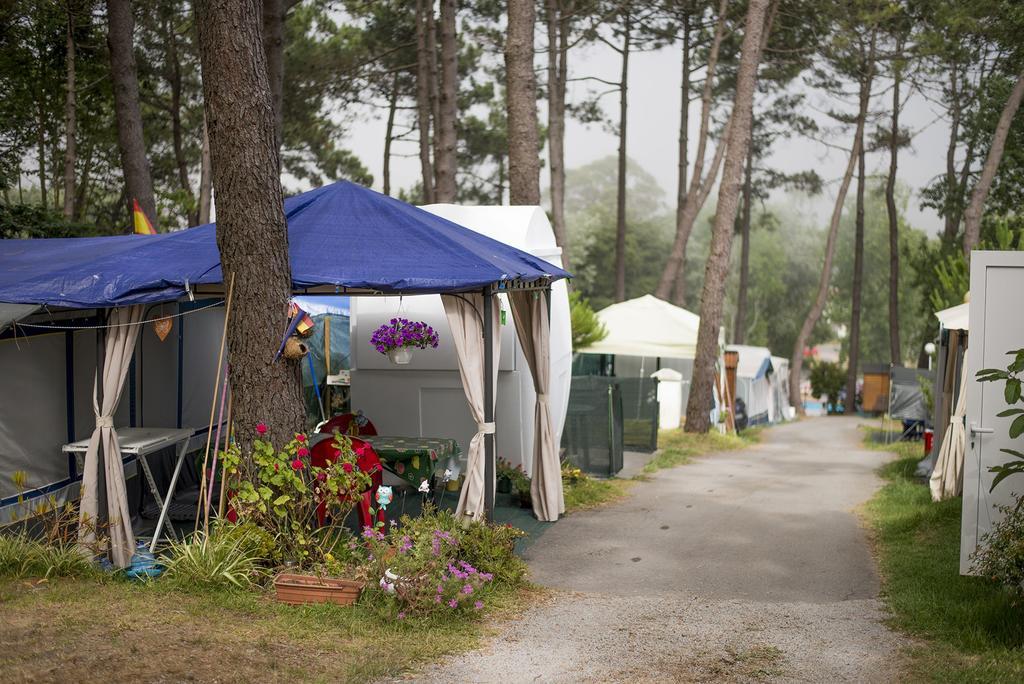 Готель Camping Cachadelos Саншеншо Екстер'єр фото